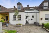 Schlossstraße 22 in Trier-Quint ist schon Noblesse genug – vor allem Perfektion mit Moselblick! - Schlossstraße 22 – 54293 Trier-Quint