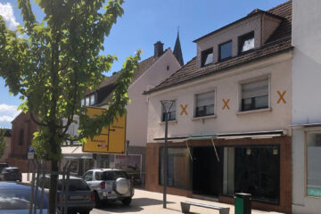 110 m² Mietwohnung in Bexbach: Flexible 4-Zimmer-Wohnung mit Balkon in zentraler Lage, 66450 Bexbach, Etagenwohnung