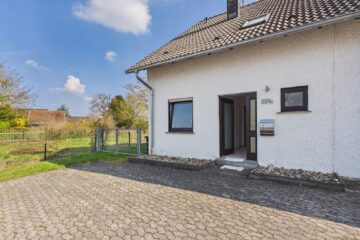 Haus in Merchweiler mit unbenutztem Innenleben – bezugsfertig – selbst die Geister sind vertrieben!, 66589 Merchweiler, Reihenendhaus