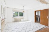 In Tünsdorf steht ein Haus. Man kann daraus 1 bis 4 Wohnungen machen.– TEXT IN LEICHTER SPRACHE - 66693 Tünsdorf – Im Brühl 1 - EG