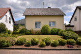 Generationswechsel im Tholeyer Mauritiusring-Viertel – Ihr Haus hat 4 Schlafzimmer - Mauritiusring 9 – 66636 Tholey