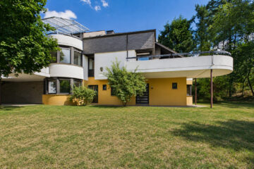 „Pour votre plaisir“ – die einladenden Rundungen eines Hauses in Leiwen, 54340 Leiwen, Haus