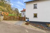 Irgendwo im Süden, nahe am Meer, liegt die Hauptstraße 13 in 54441 Mannebach - Hauptstraße 13 – 54441 Mannebach