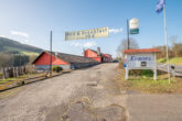 Gewerbefläche – mit Blick auf die eigene Grünfläche im Bornweg 15 von Holsthum - Bornweg 15/16 – 54668 Holsthum